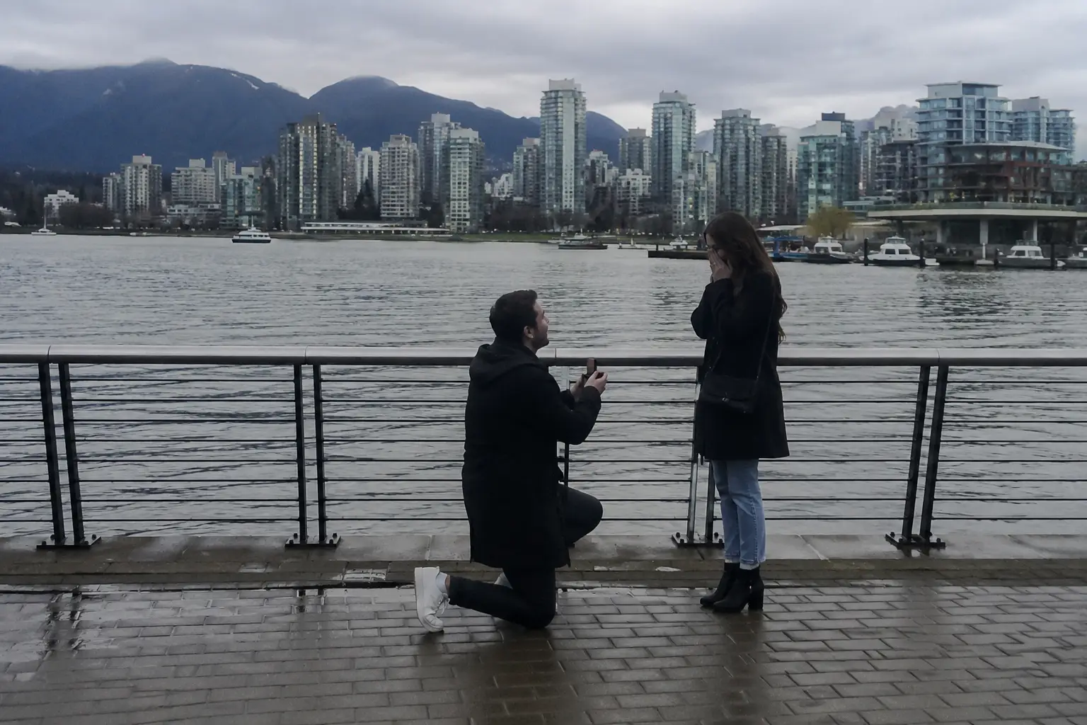 How to Plan the Perfect Proposal in Vancouver: Locations, Timing and the Ring