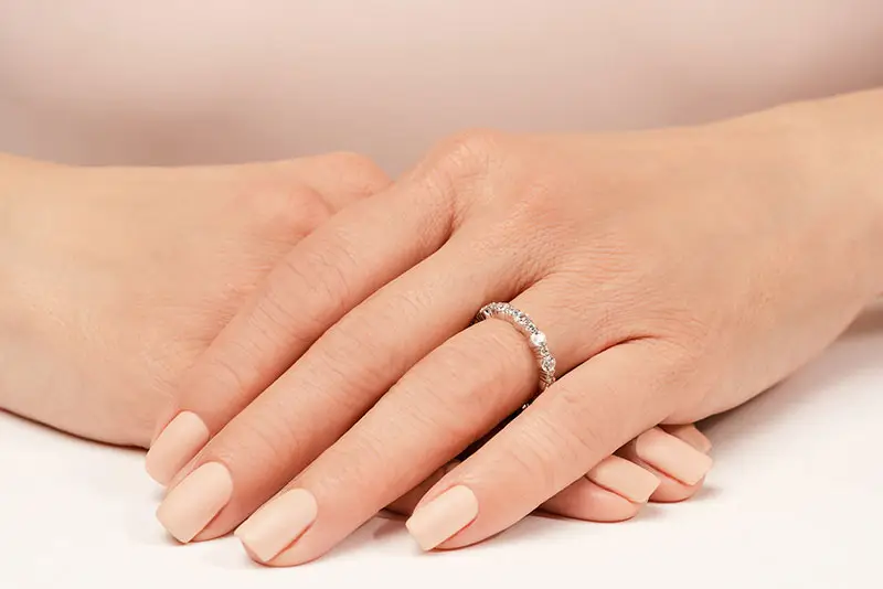 Alternating Diamond Eternity Ring In